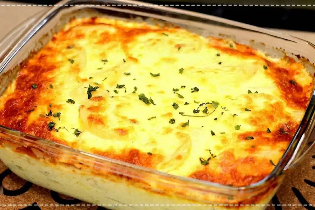 Batata gratinada e muito saborosa para você fazer em casa para toda a família Batata gratinada e muito saborosa para você fazer em casa para toda a família