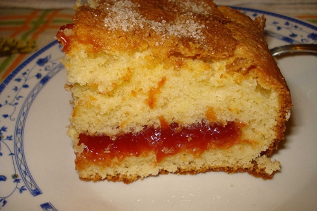 Bolo caipira de goiabada com queijo é tudo gostoso