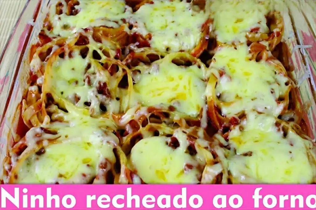 Macarrão assado recheado ou macarrão ao forno, o macarrão mais fácil que fiz na minha vida