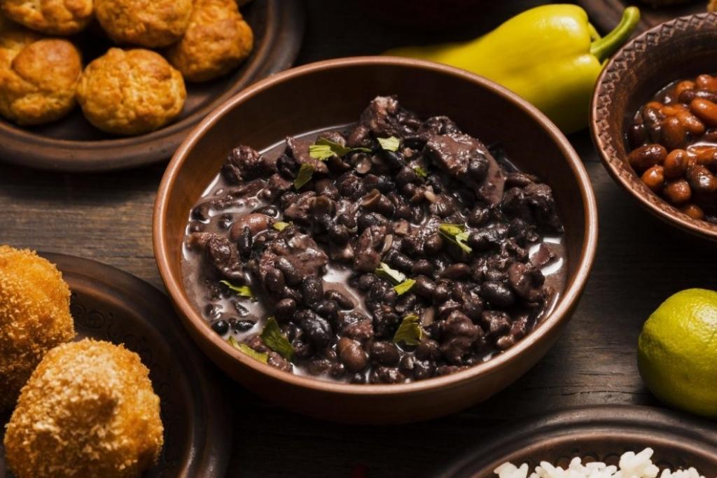 Receita de feijoada um dos pratos mais tradicionais da culinária brasileira