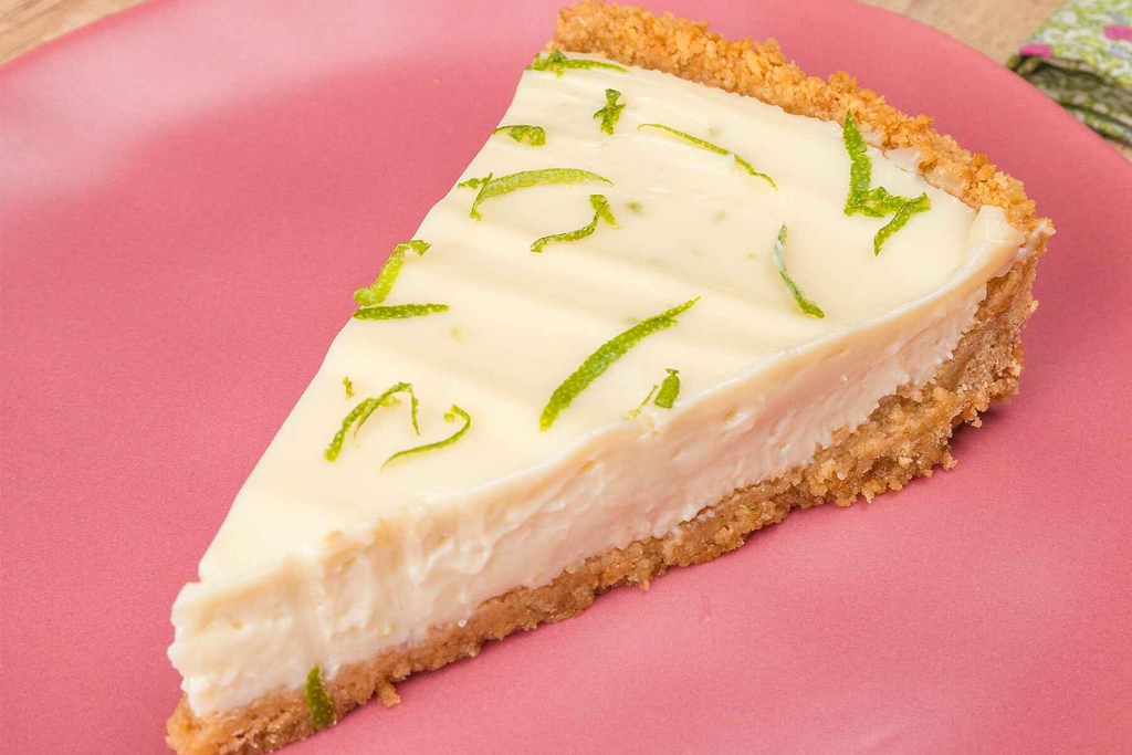 Torta de limão sem gelatina e com massa de biscoito, uma delícia para a sobremesa Torta de limão sem gelatina e com massa de biscoito, uma delícia para a sobremesa